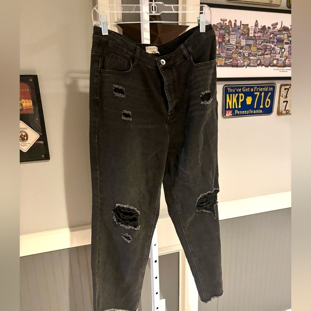 Chelsea & Violet raw hem frayed ankle straight jeans size 31 - Picture 2 of 6